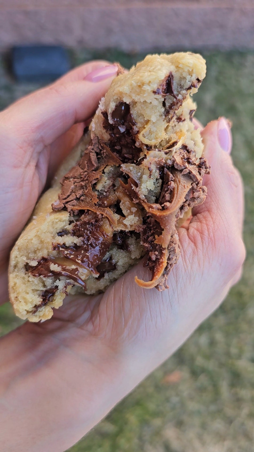 STUFFED Salted Caramel Cookie (Limited Edition)